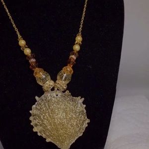 Gold Fall Shell Necklace